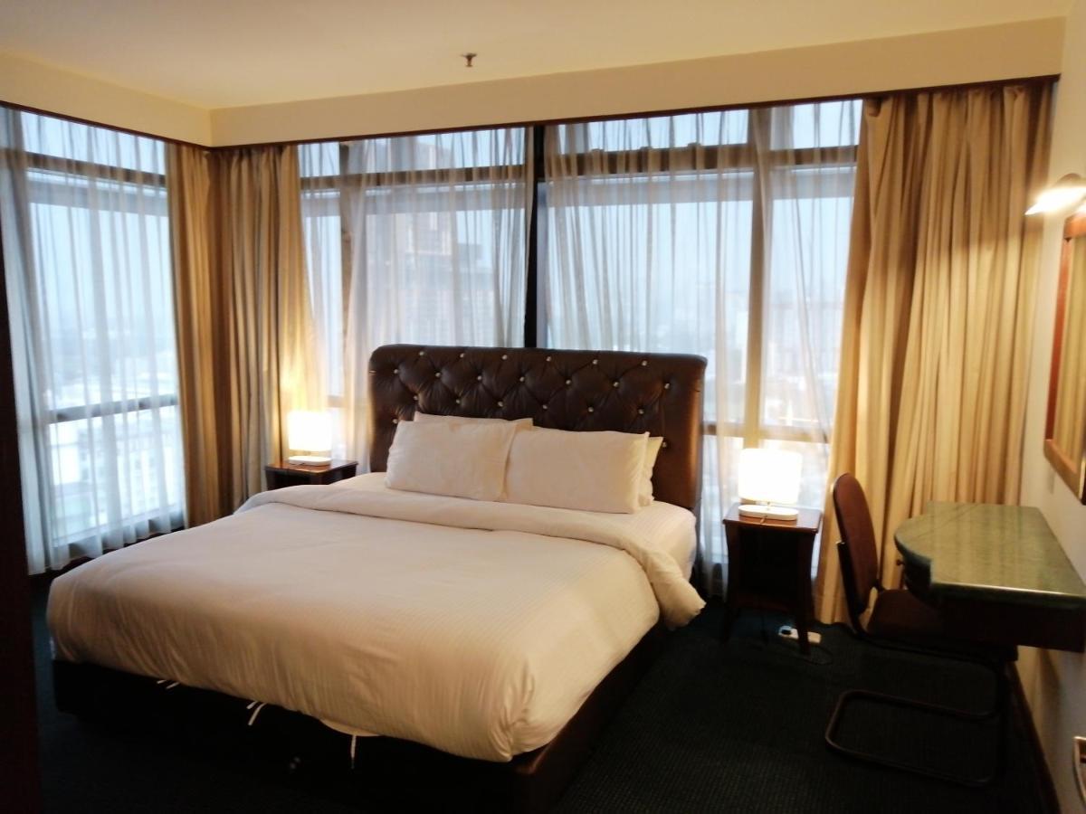 Kl Landmark Apartment At Berjay Times Square กัวลาลัมเปอร์ ภายนอก รูปภาพ