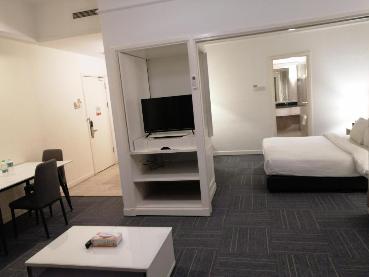 Kl Landmark Apartment At Berjay Times Square กัวลาลัมเปอร์ ภายนอก รูปภาพ