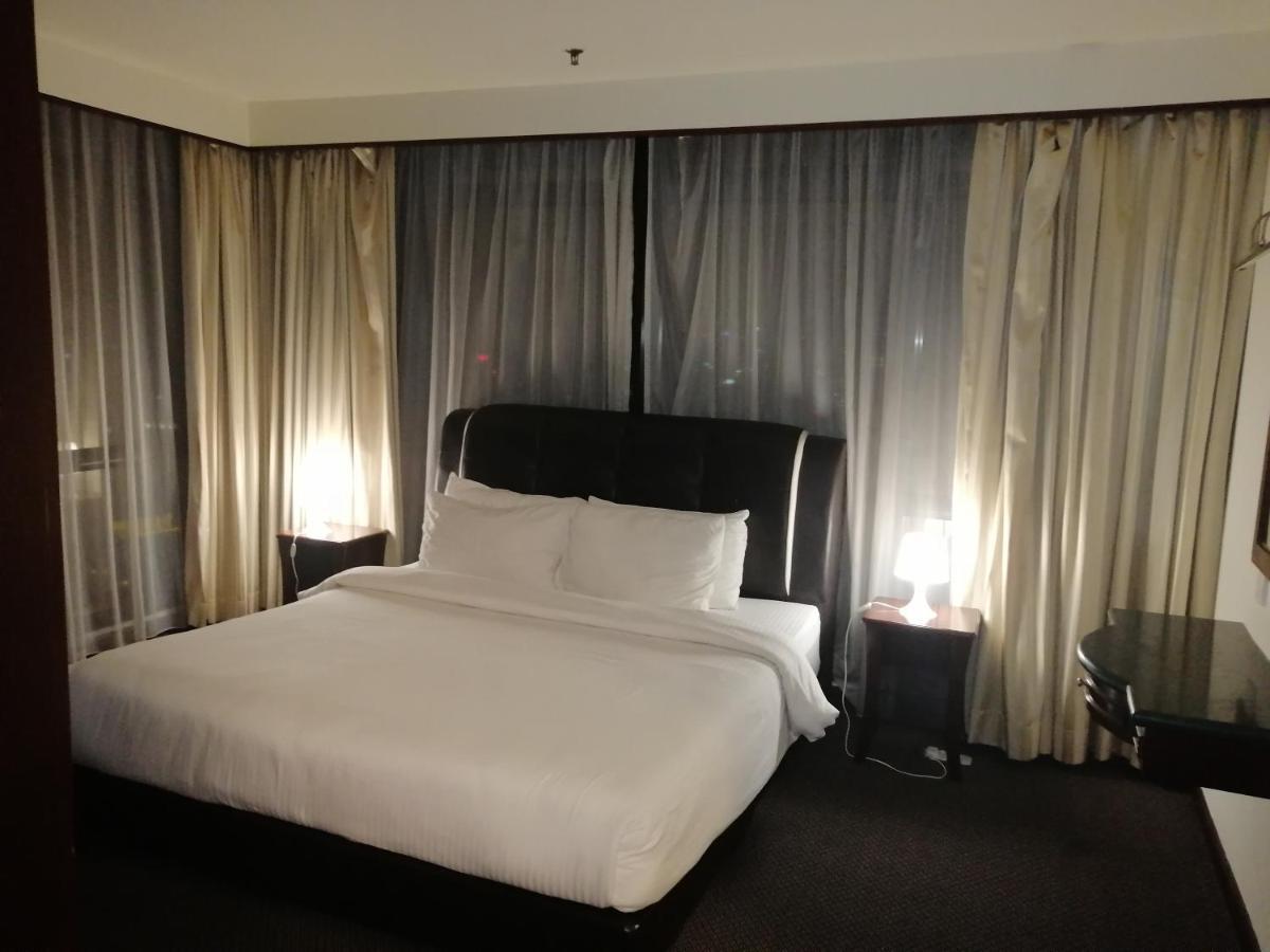 Kl Landmark Apartment At Berjay Times Square กัวลาลัมเปอร์ ภายนอก รูปภาพ