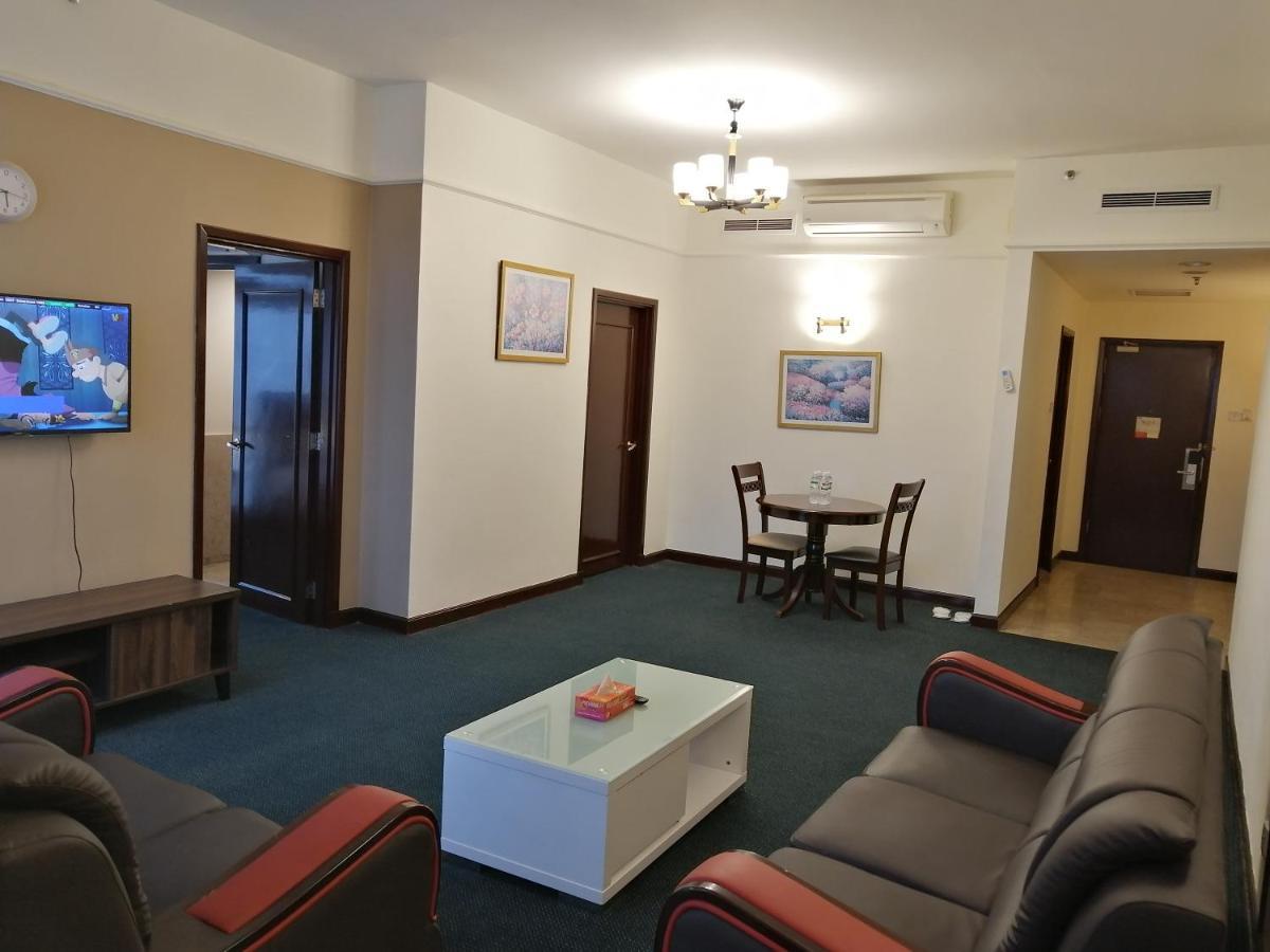 Kl Landmark Apartment At Berjay Times Square กัวลาลัมเปอร์ ภายนอก รูปภาพ